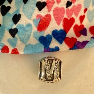 🌸Brighton Silver 'M' bead with Crystals